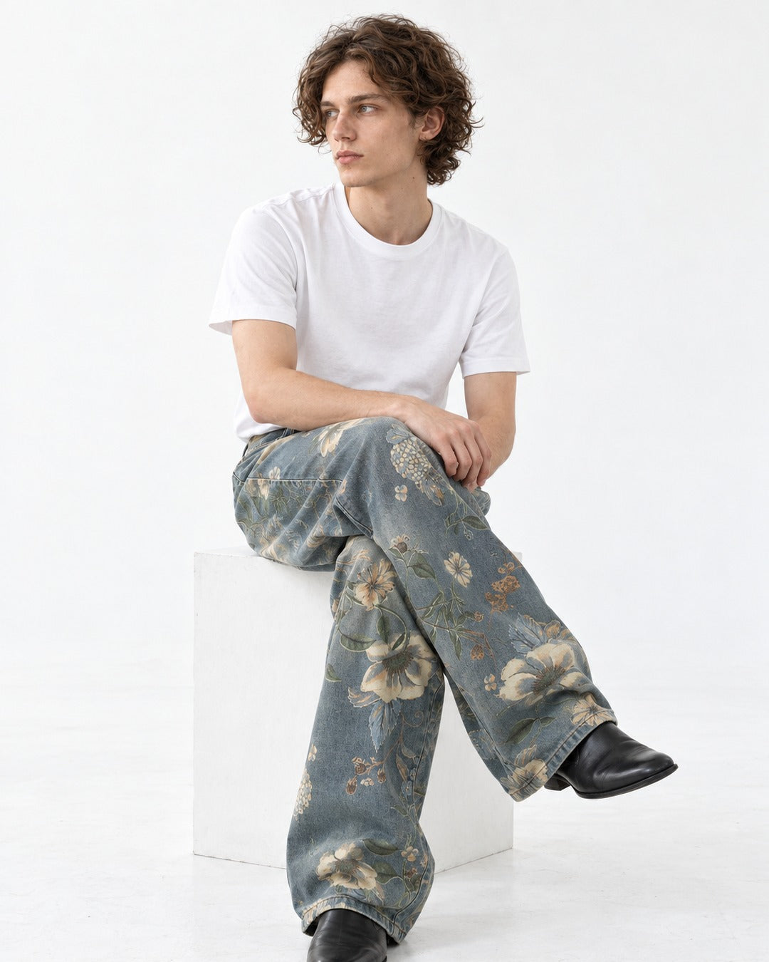 Floral Print Washed Wide-Leg Jeans
