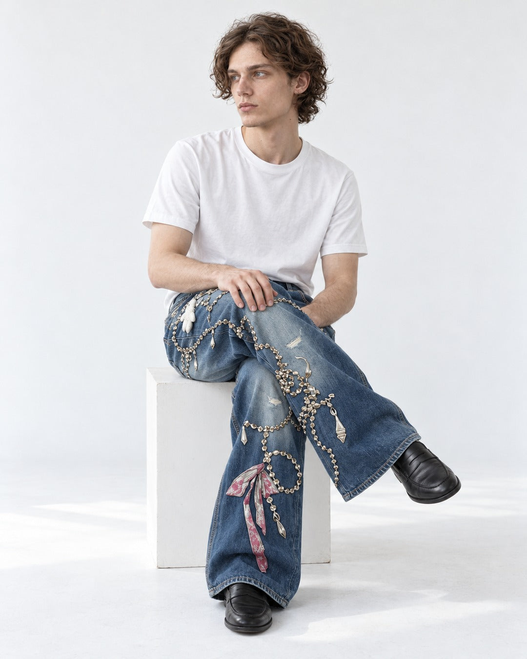 Chain Ribbon Embellished Jeans