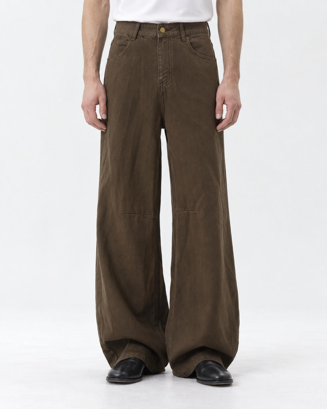 Knee-Panel Wide-Leg Jeans