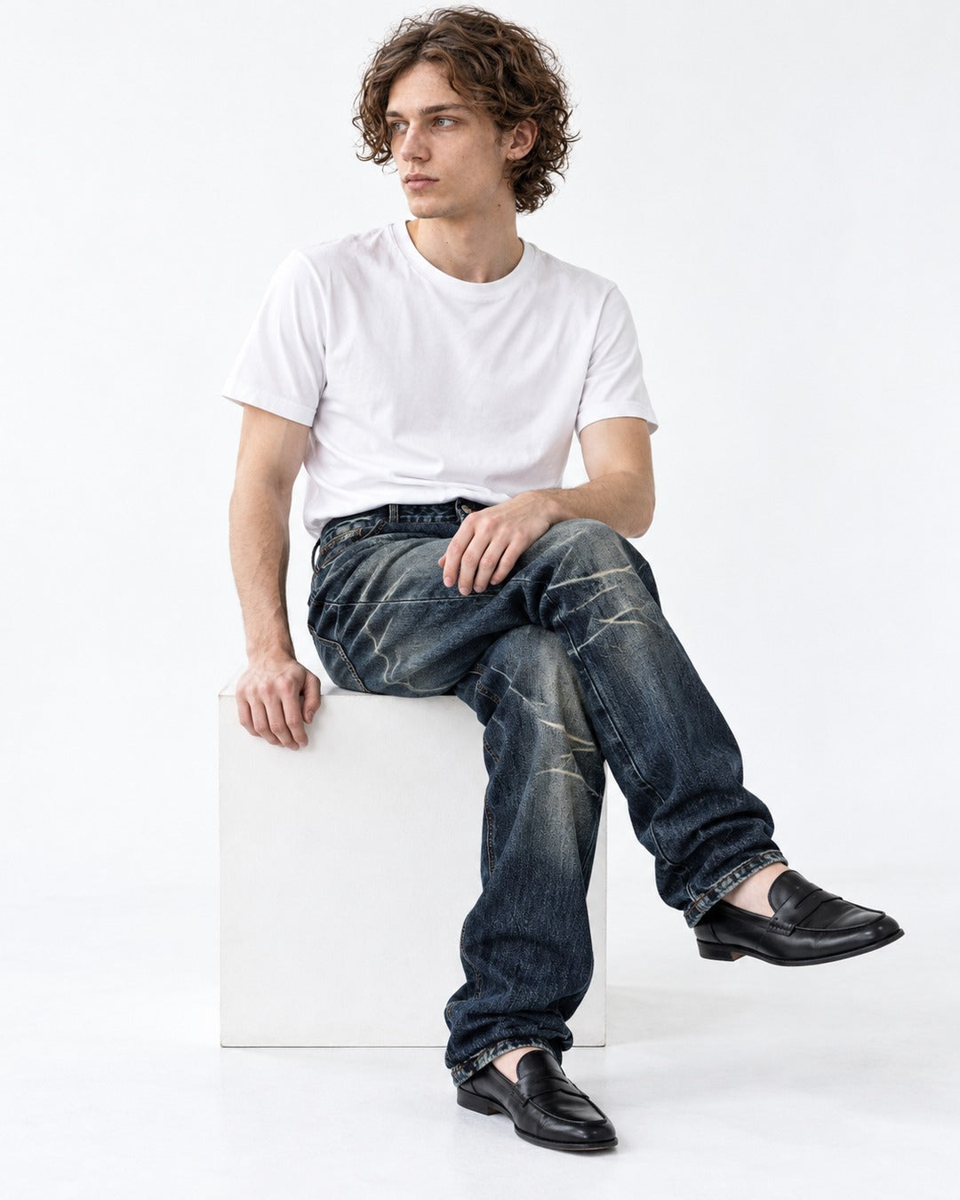 Embroidered Distressed Jeans
