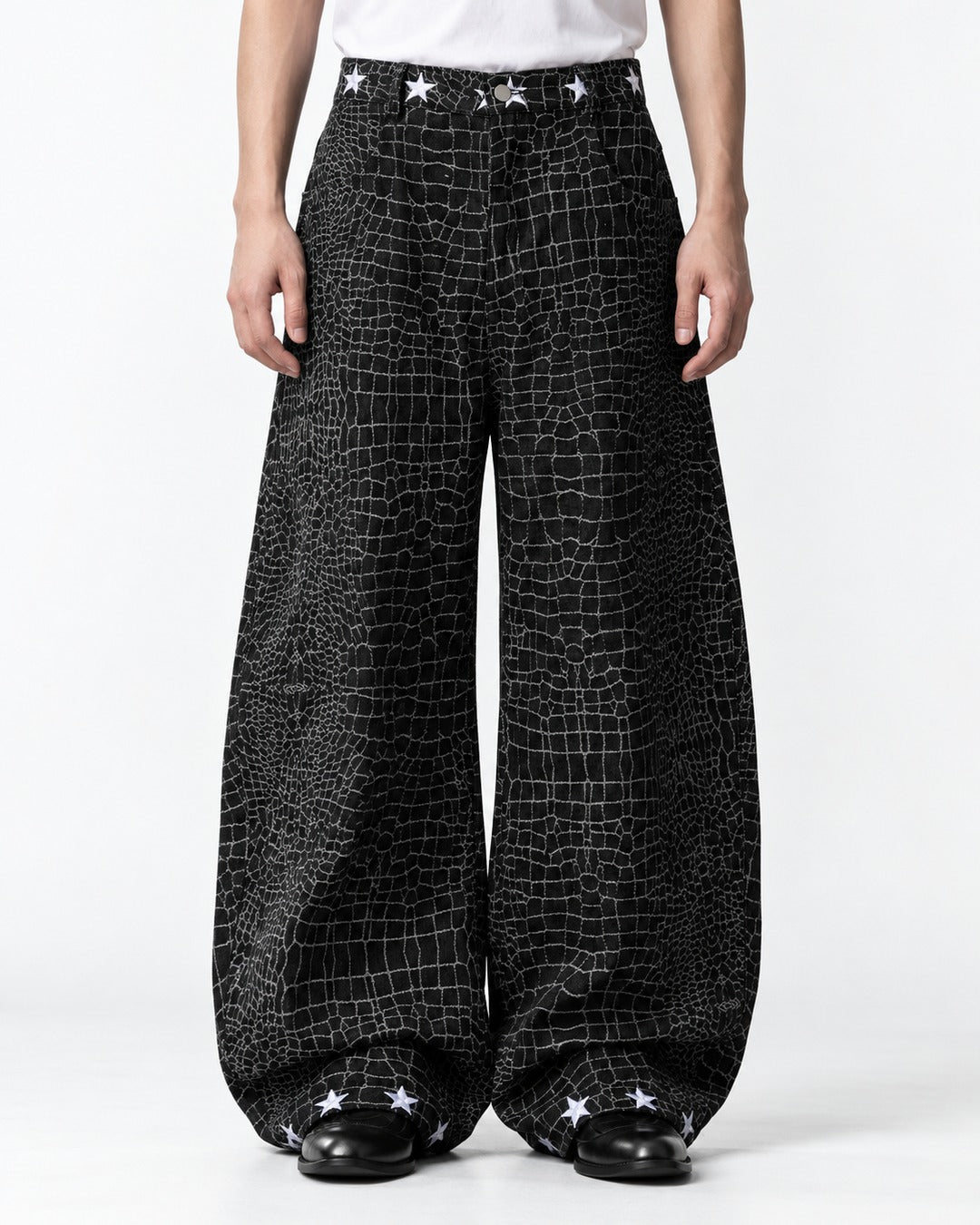 Dark Star Embroidery Pants
