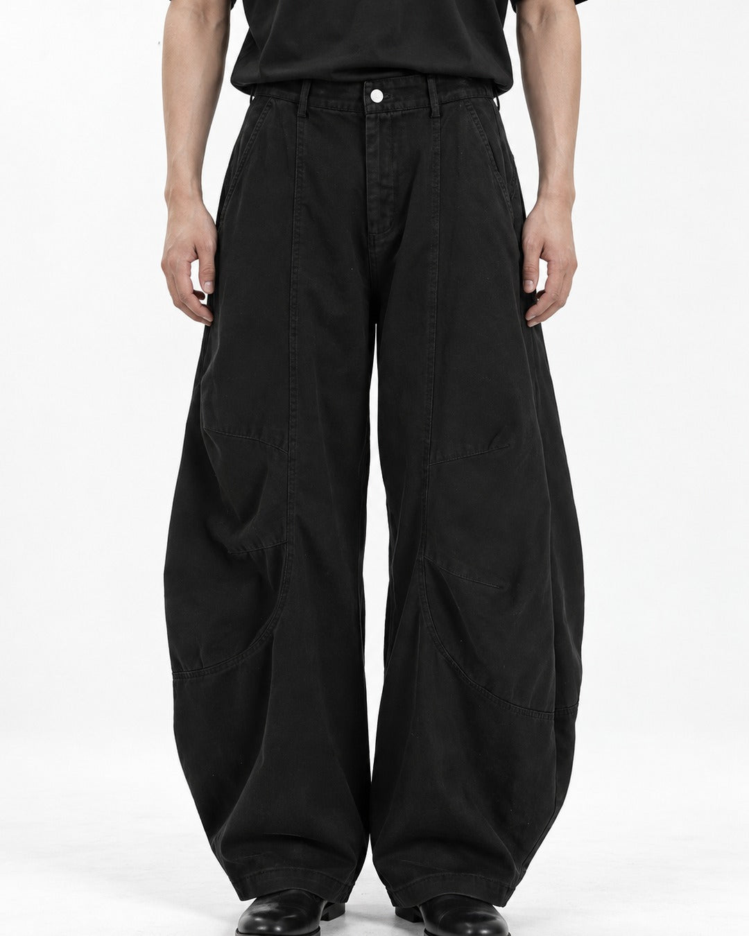 Barrel-Leg Panel Cargo Pants