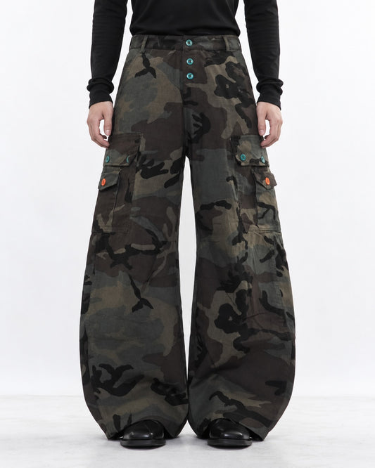 Camouflage Button Balloon-Leg Cargo Pants
