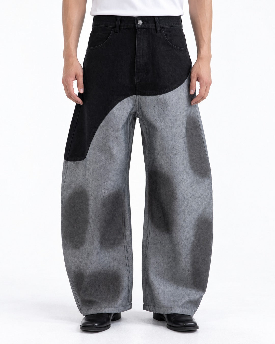Curved Color-Block Wide-Leg Jeans