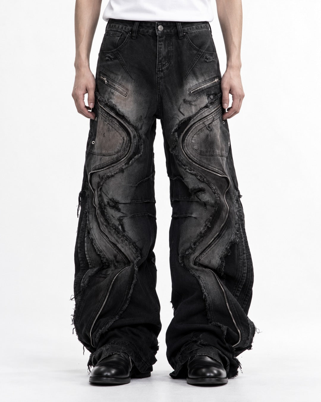 Wavy Panel Frayed Zip Jeans