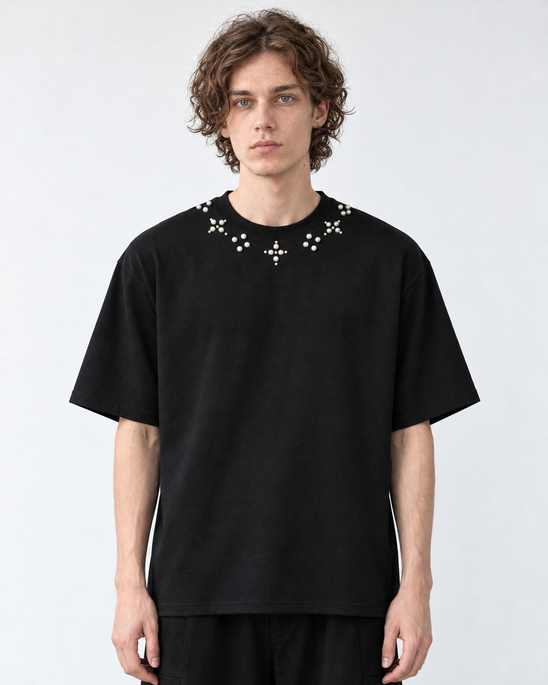 Pearl Flower Neckline T-Shirt