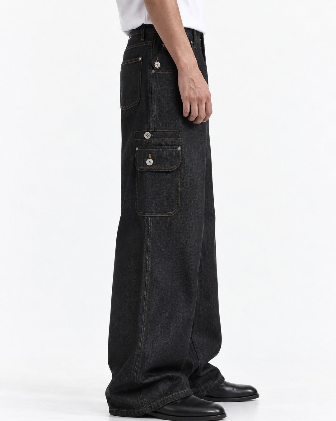 Contrast-Stitch Flap-Pocket Straight-Leg Jeans