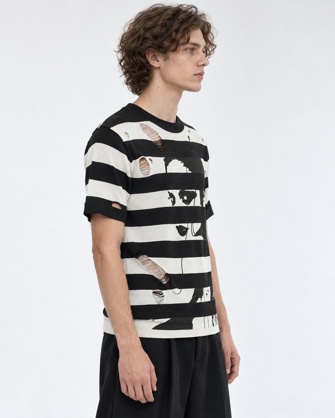 Torn Striped Portrait Print Knit Tee