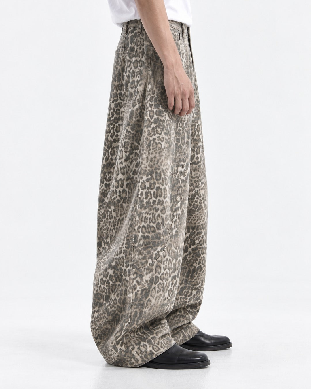 Washed Leopard Barrel Wide-Leg Pants