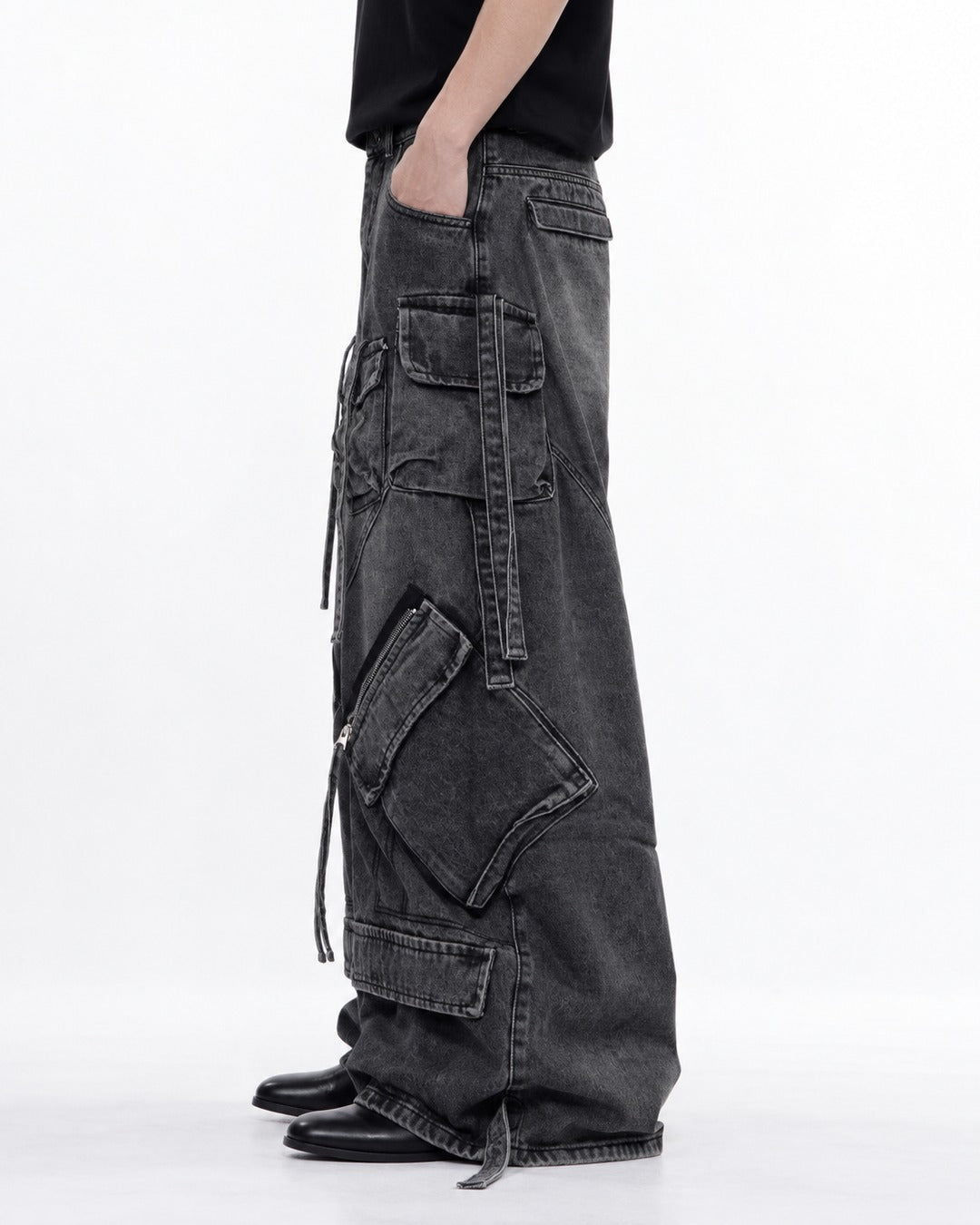 Strap Pocket Washed Wide-Leg Jeans