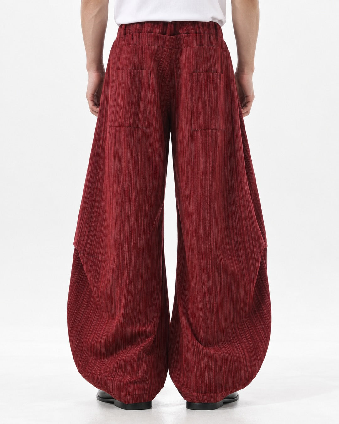 Textured Barrel Wide-Leg Pants