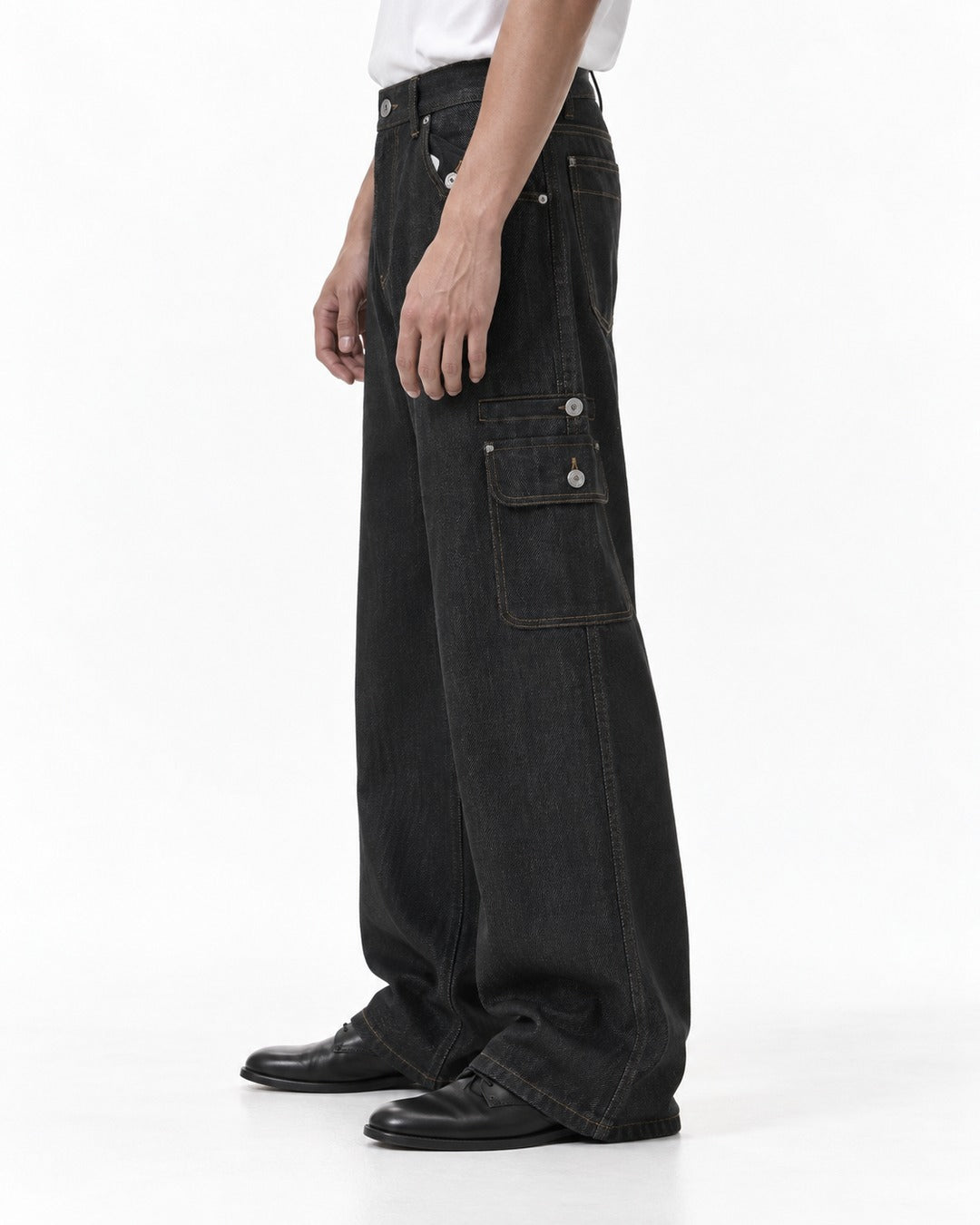 Contrast-Stitch Flap-Pocket Straight-Leg Jeans