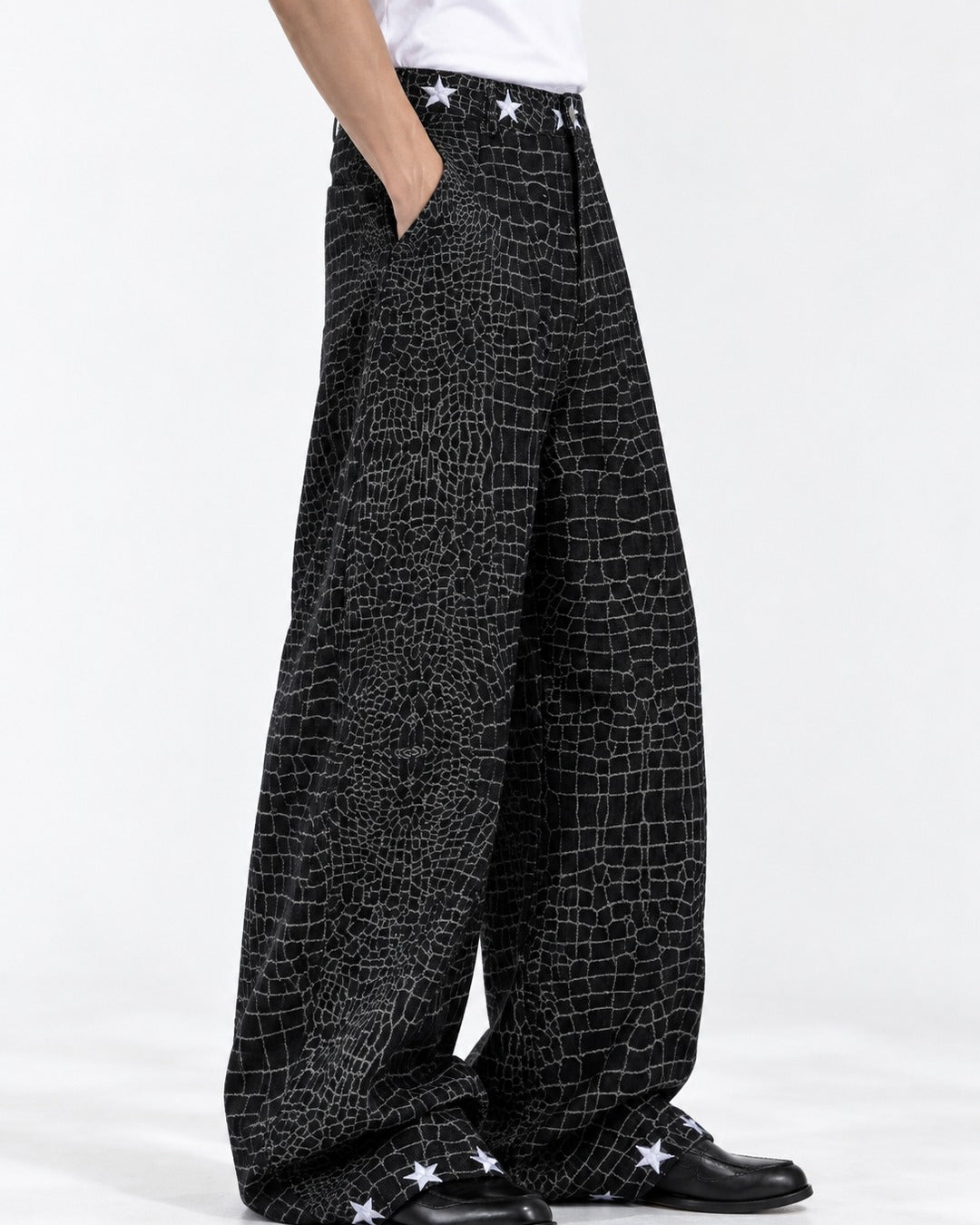 Dark Star Embroidery Pants