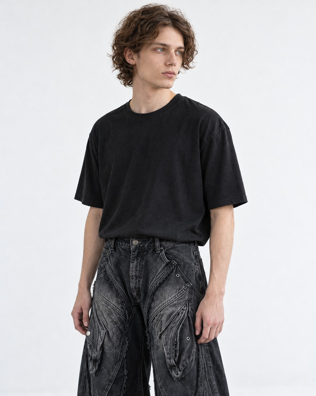 Raw-Edge Curved-Pocket Wide Denim