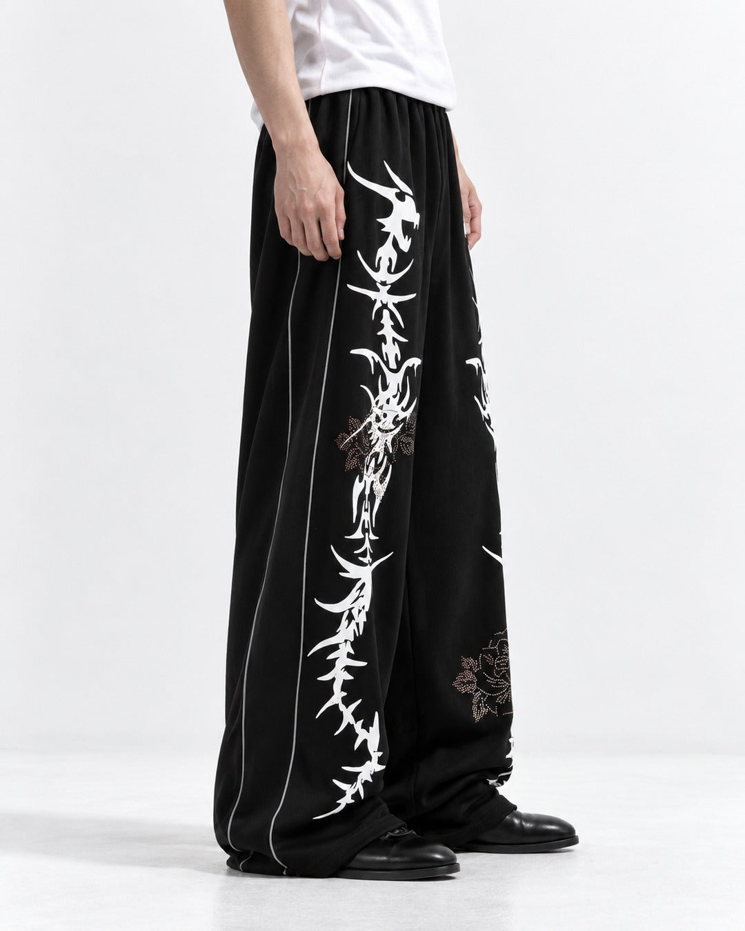 Tribal Thorn Print Sweatpants
