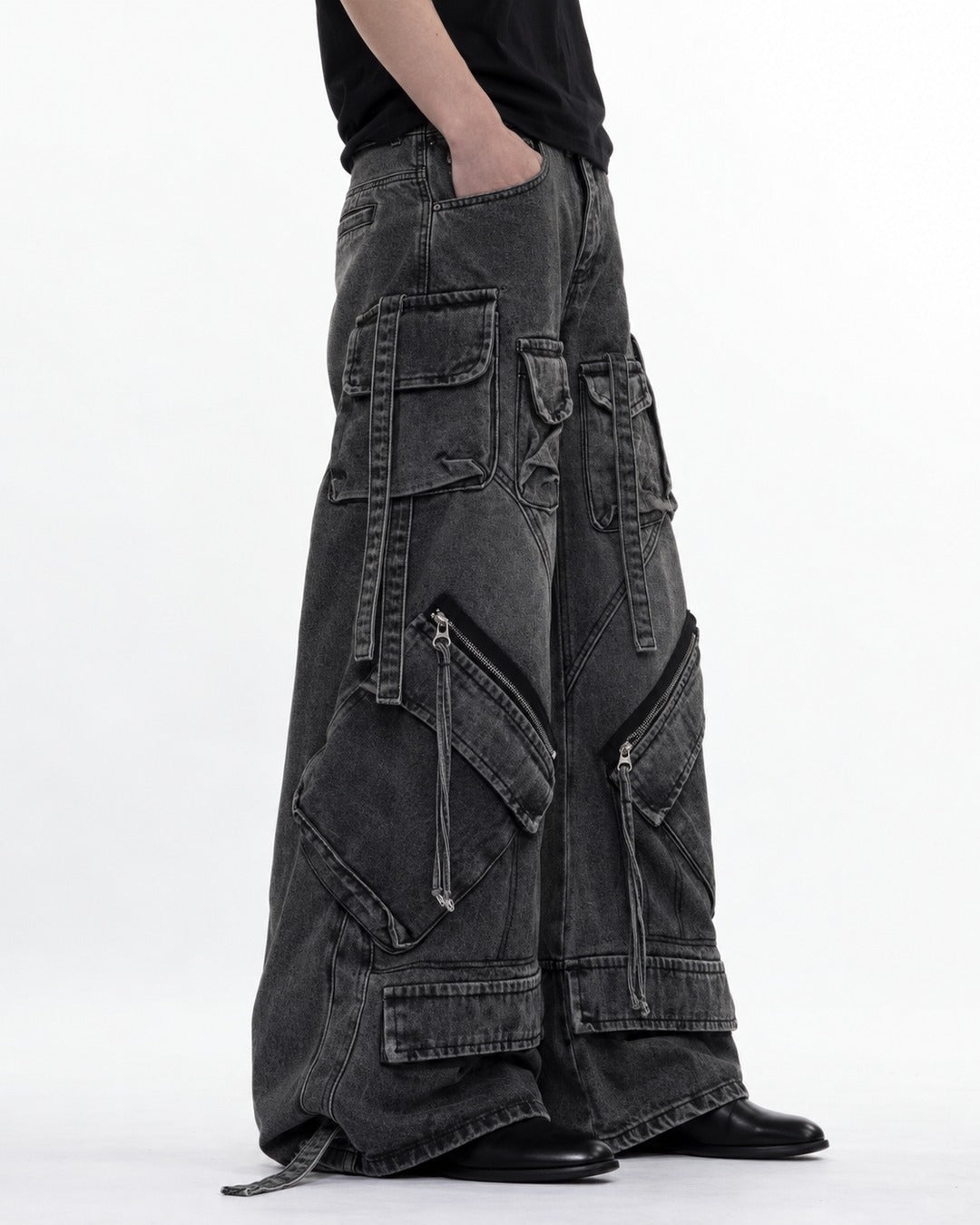 Strap Pocket Washed Wide-Leg Jeans