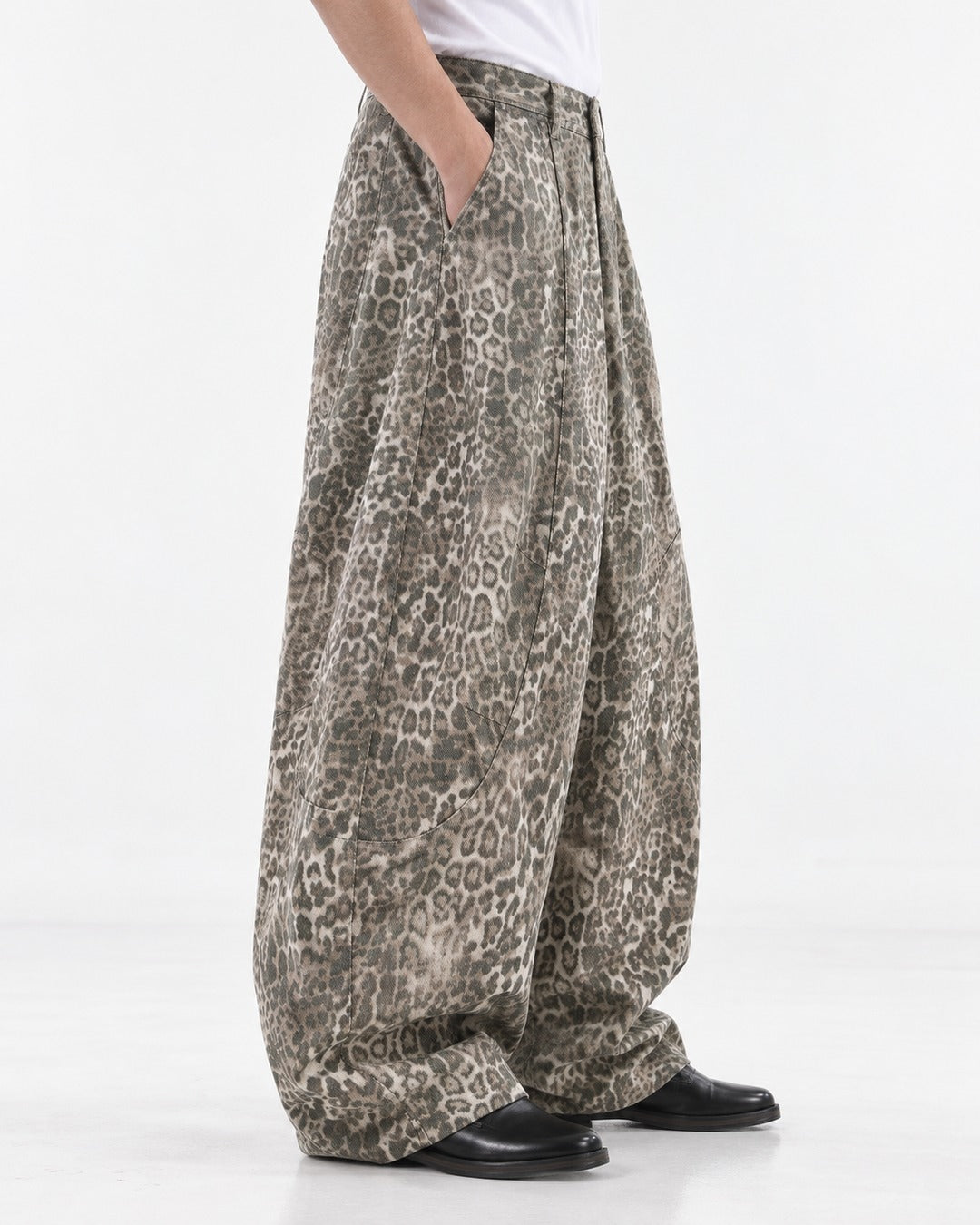 Washed Leopard Barrel Wide-Leg Pants