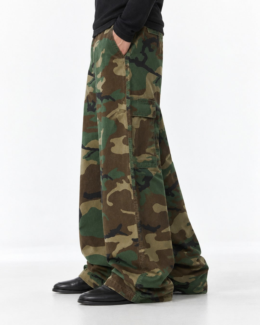 Woodland Camouflage Wide-Leg Cargo Pants