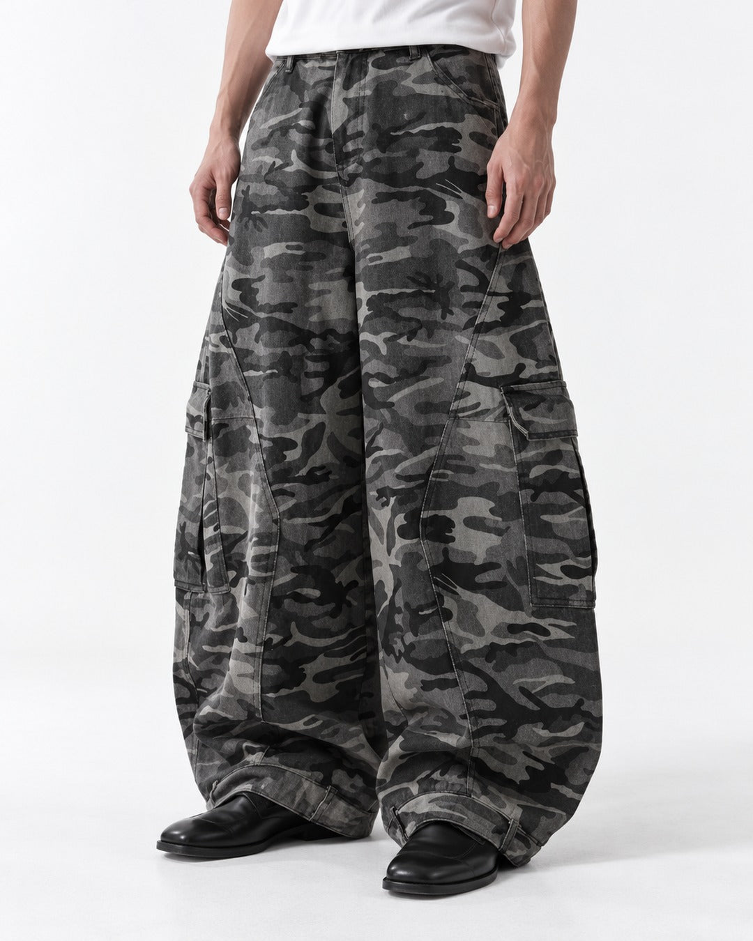 Camouflage Balloon Cargo Pants