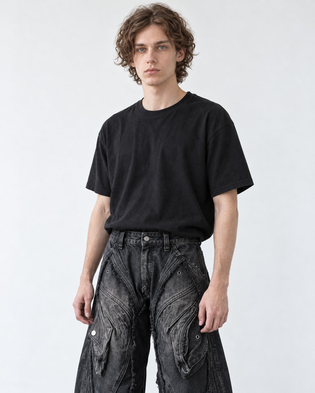 Raw-Edge Curved-Pocket Wide Denim