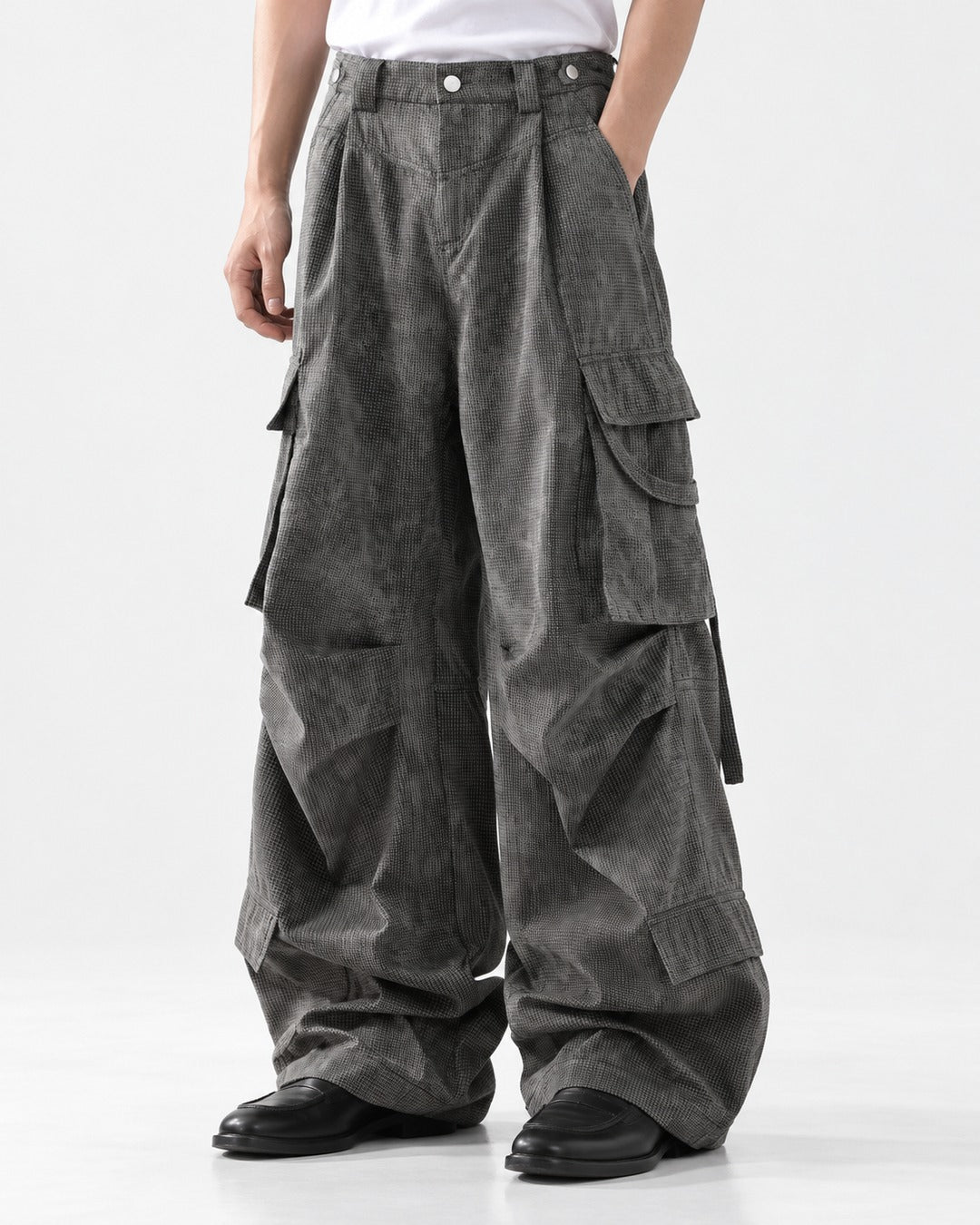 Layered Flap-Pocket Wide-Leg Cargo Pants