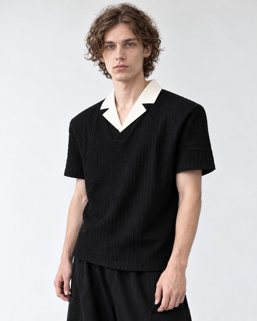 Contrast Lapel Textured V-Neck Tee