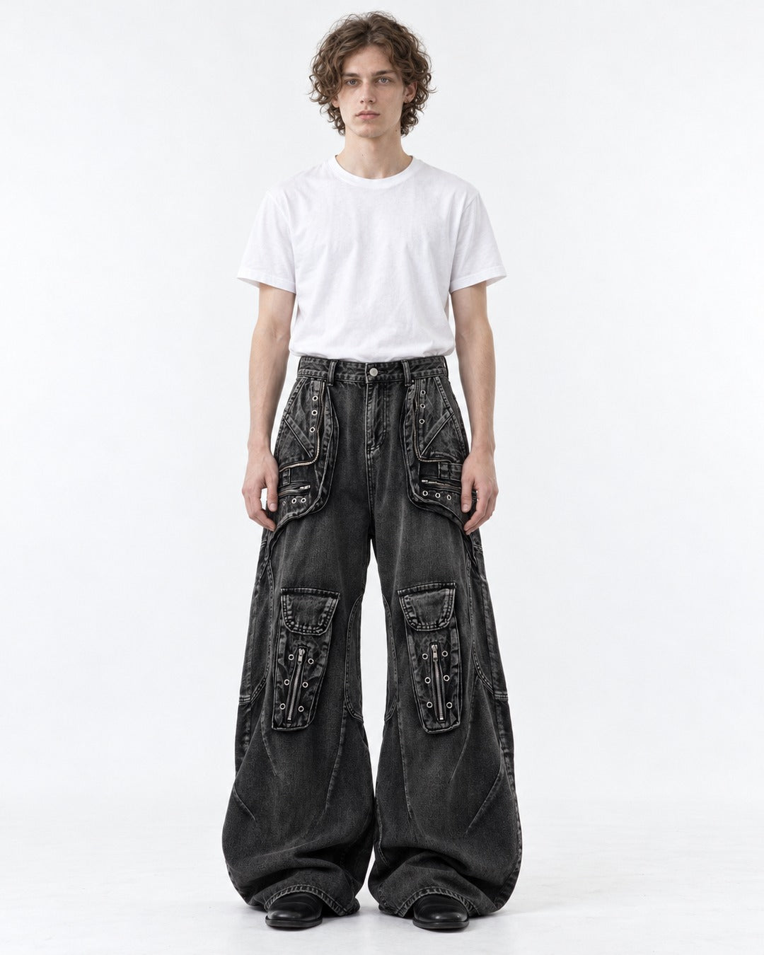 Eyelet Cargo Pocket Wide-Leg Jeans