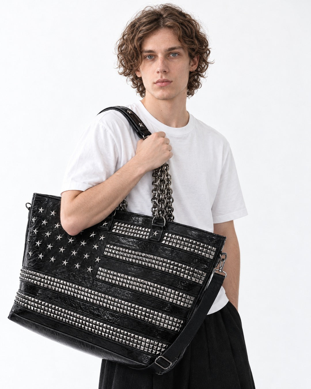 Star Stud Chain Tote Bag