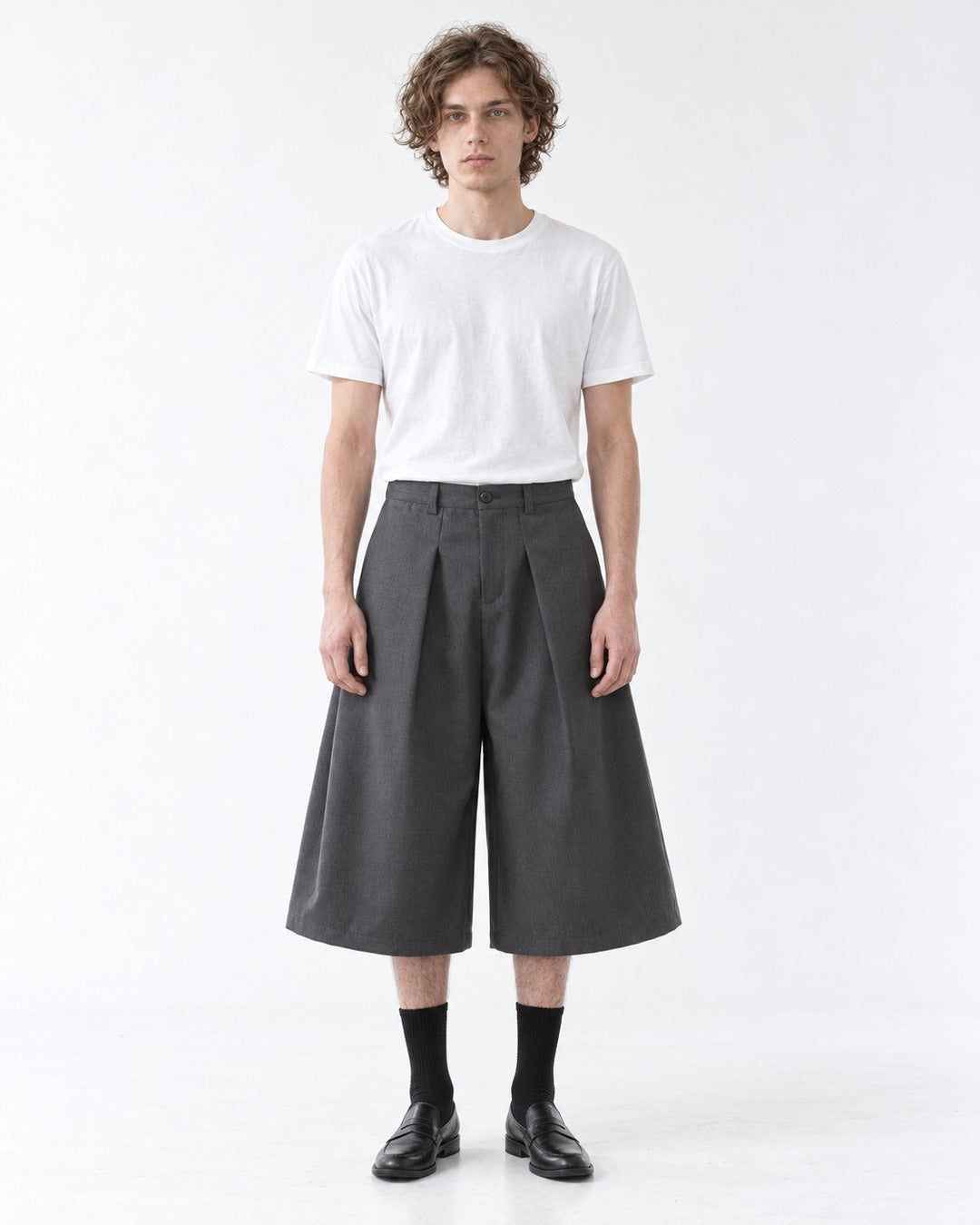 Deep Pleat Flared Cropped Trousers