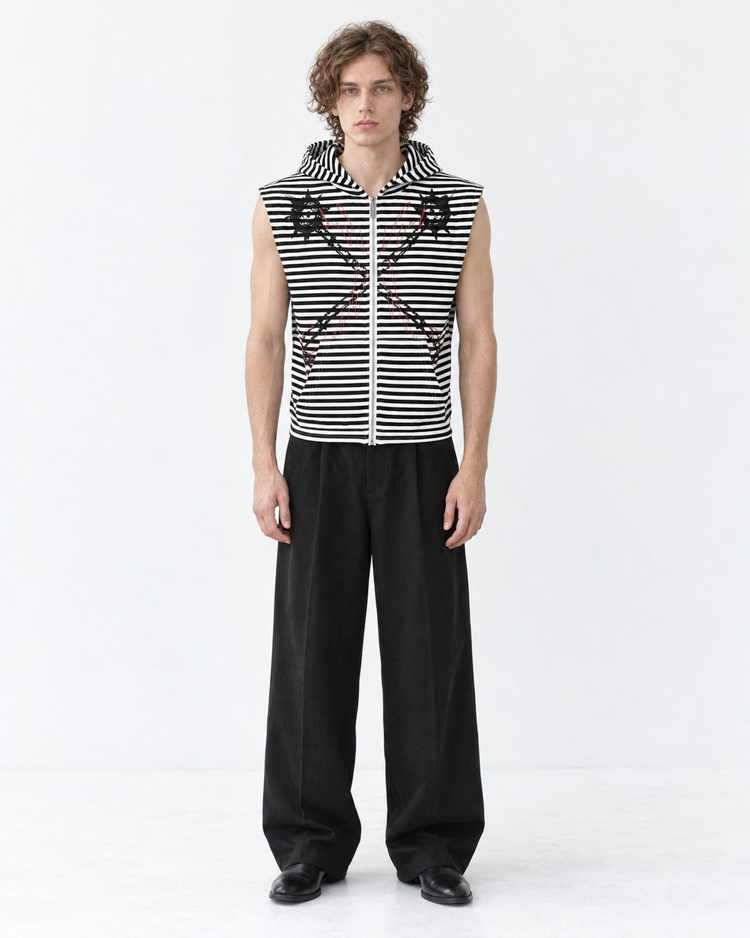 Striped Zip Hooded Vest with Spiked Chain Print
