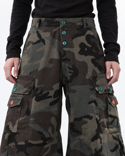 Camouflage Button Balloon-Leg Cargo Pants