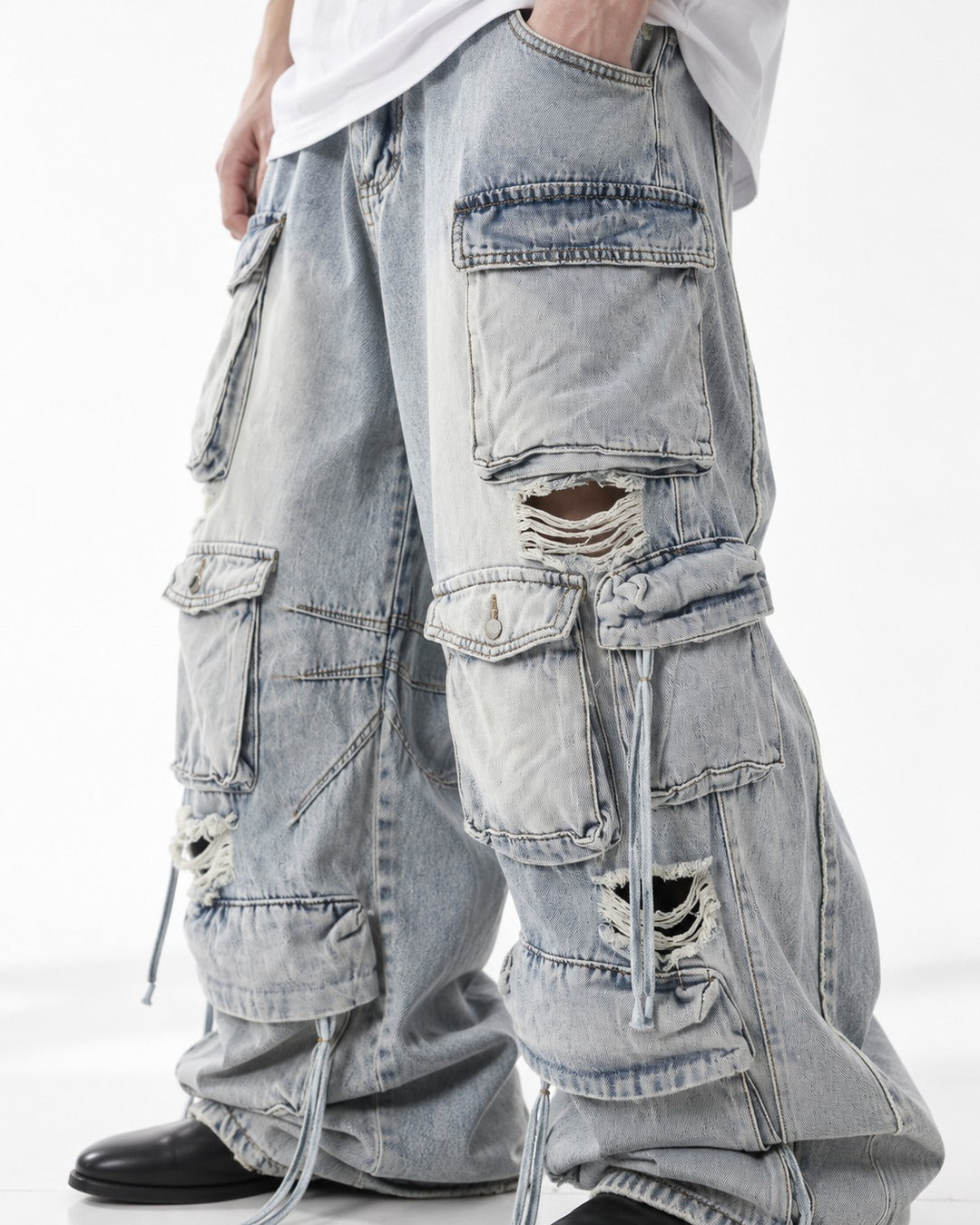 Shredded Multi-Pocket Cargo Jeans