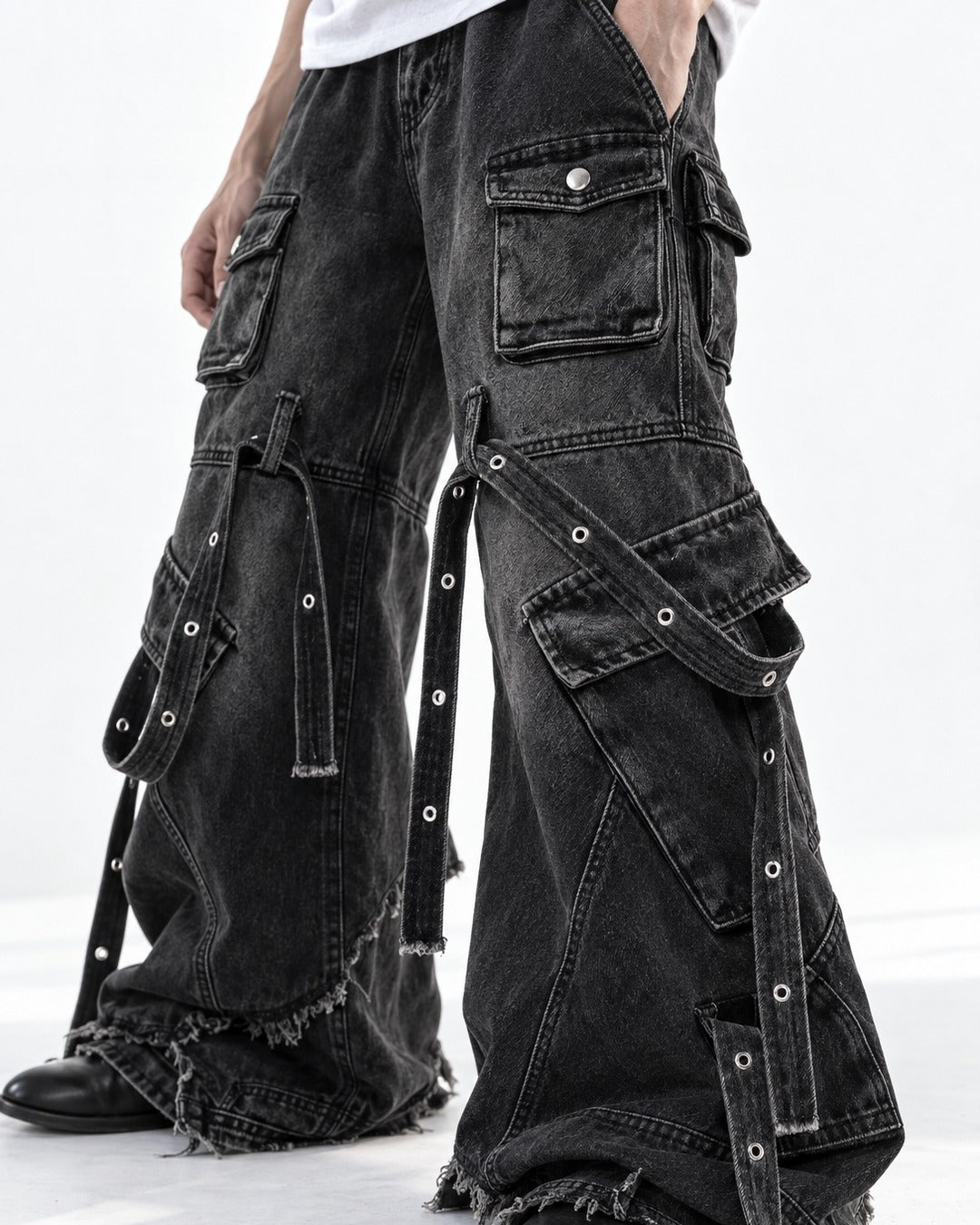 Strap Detail Frayed Hem Jeans