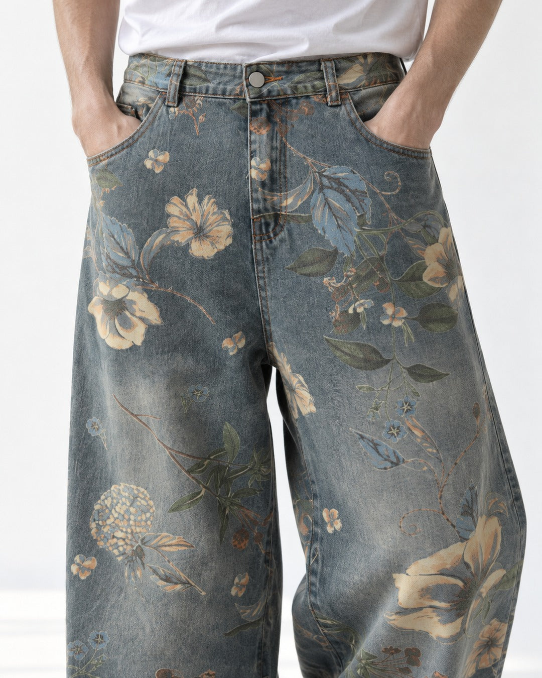 Floral Print Washed Wide-Leg Jeans