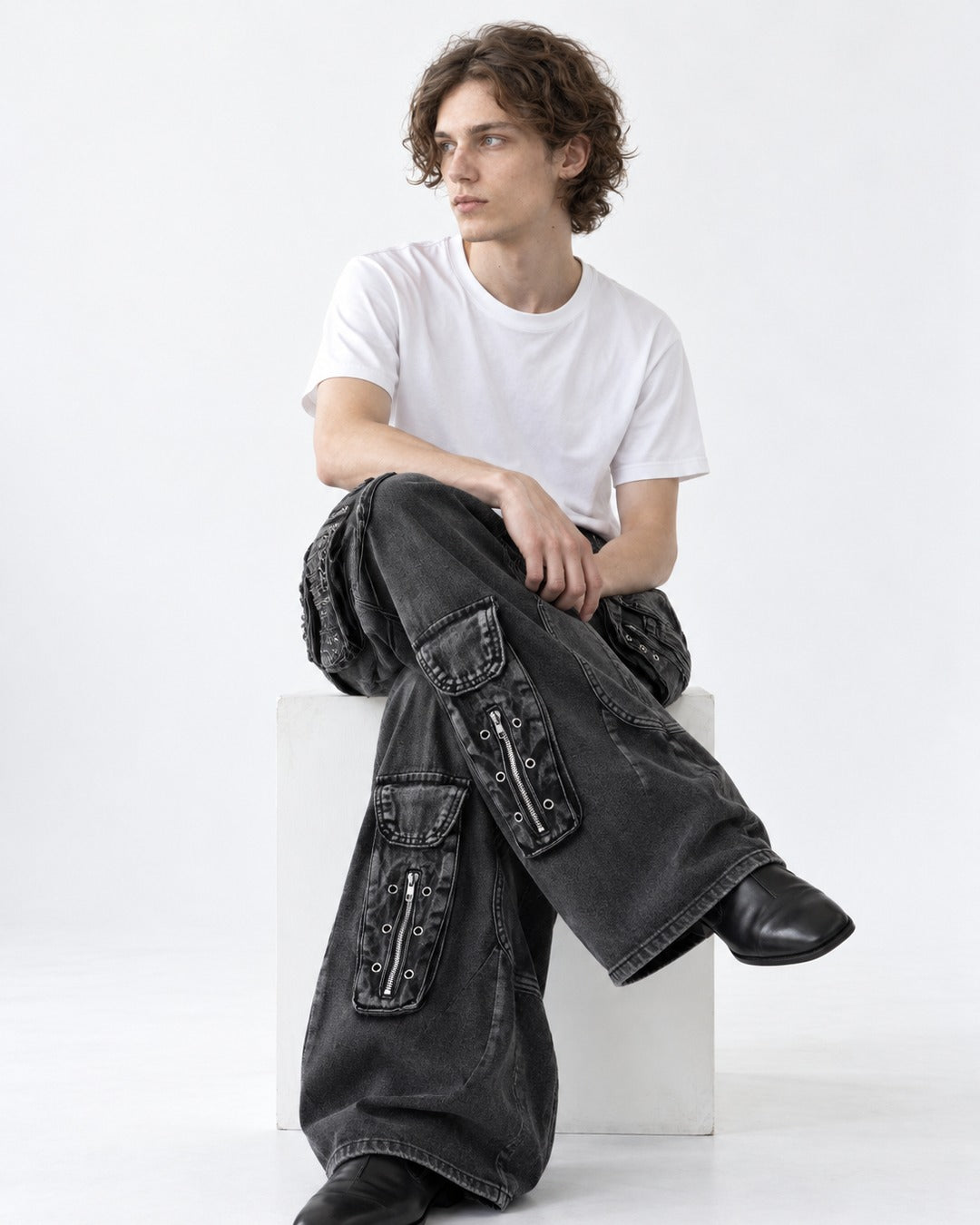 Eyelet Cargo Pocket Wide-Leg Jeans