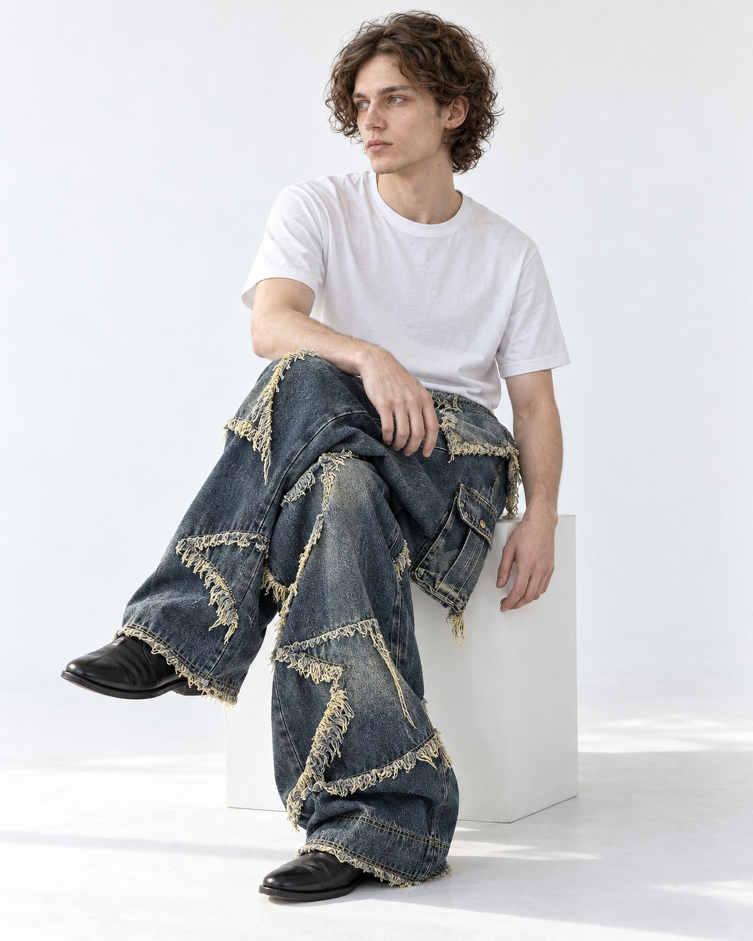 Star Patch Frayed Cargo Wide-Leg Jeans