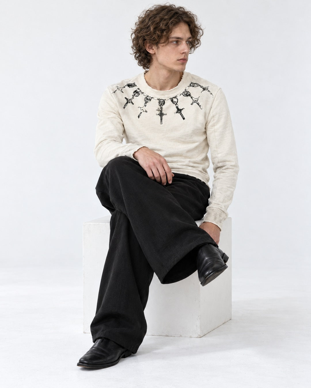 Dagger Cross Print Sweatshirt