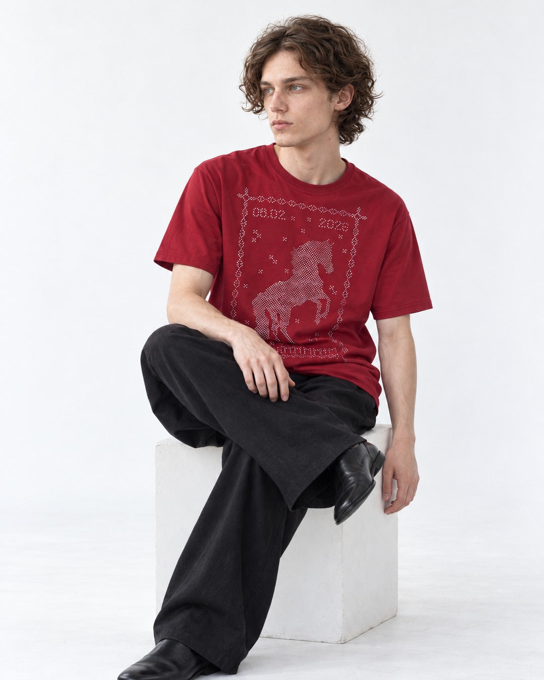 Dotted Horse Graphic Crew Neck T-Shirt