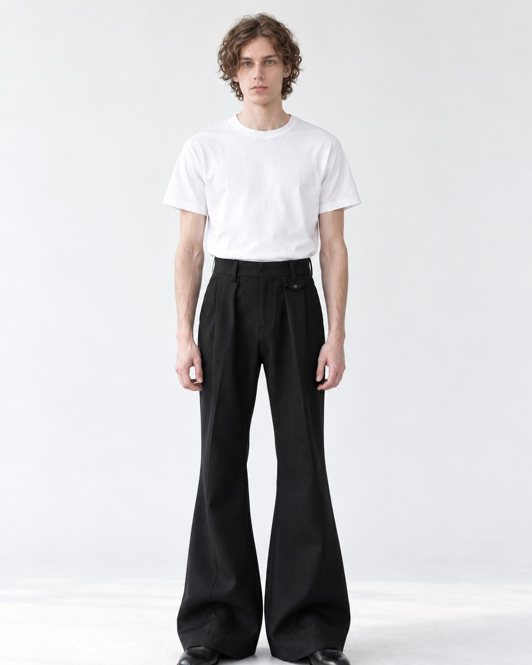 Pleated Flare Trousers
