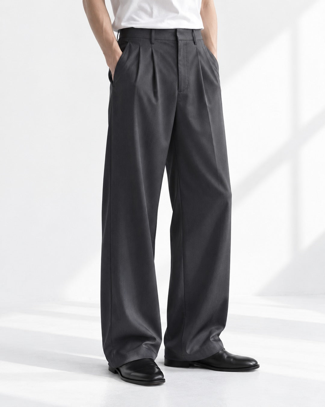 Single-Pleat Wide-Leg Trousers