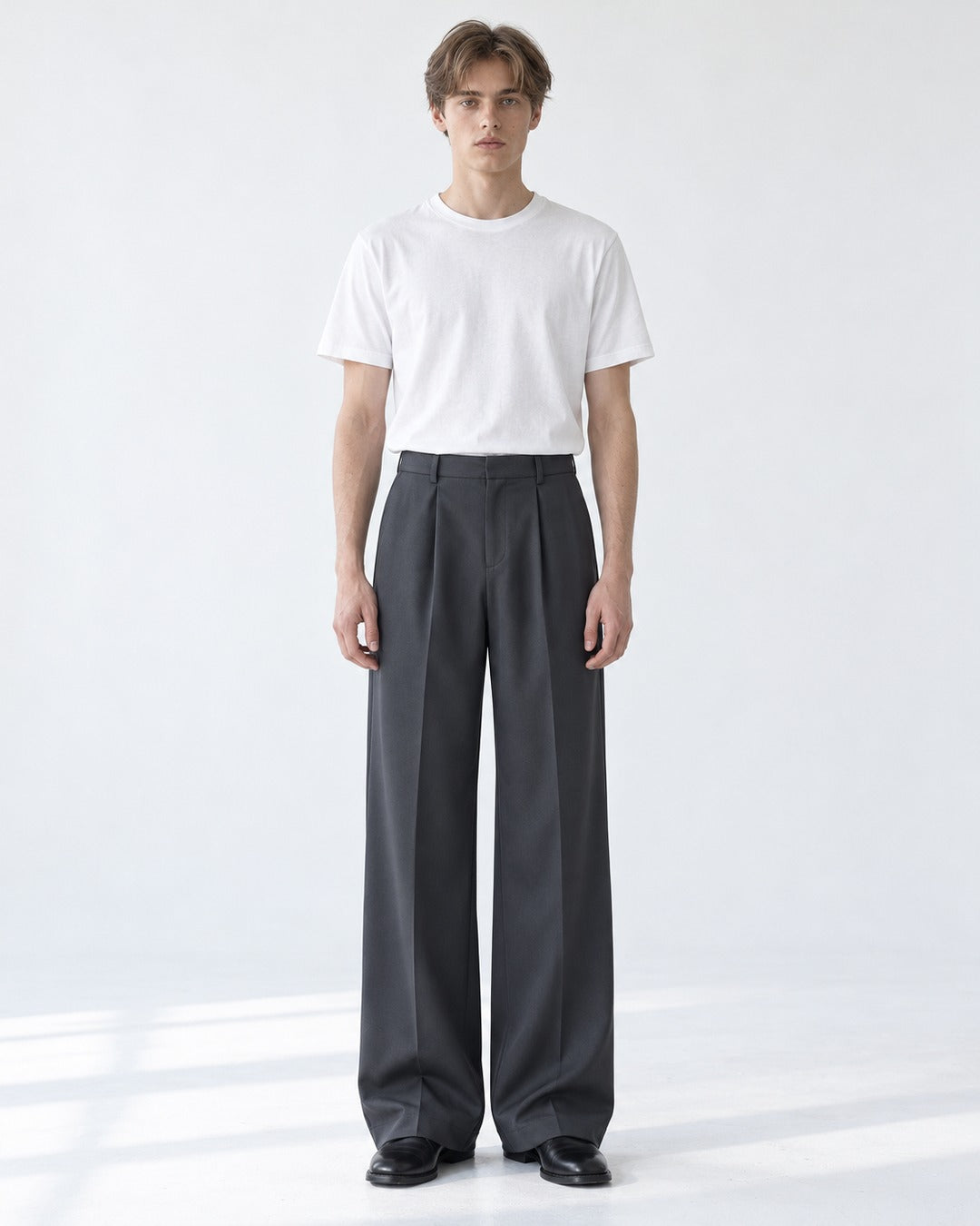 Single-Pleat Wide-Leg Trousers