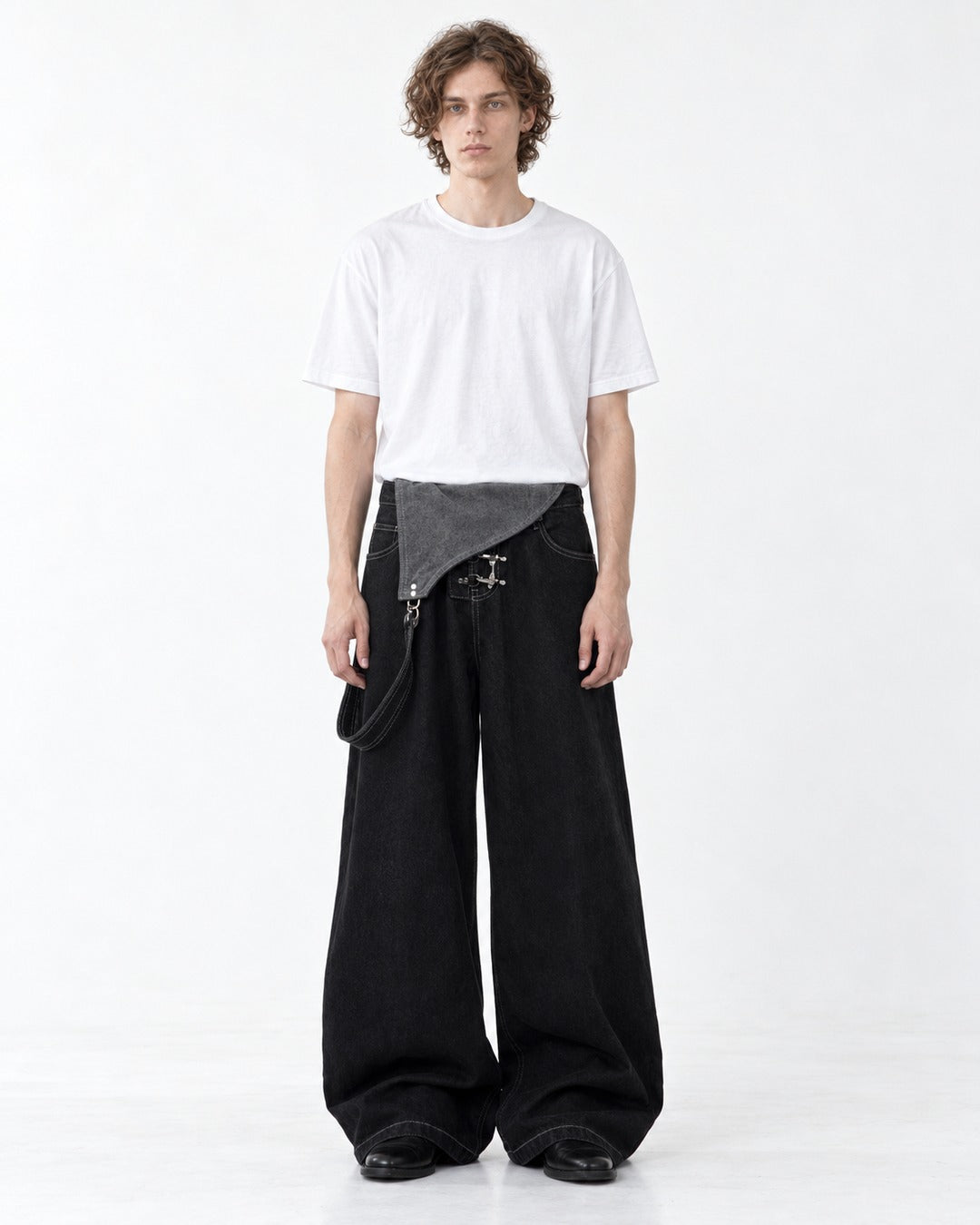 Wide-Leg Cargo Pants