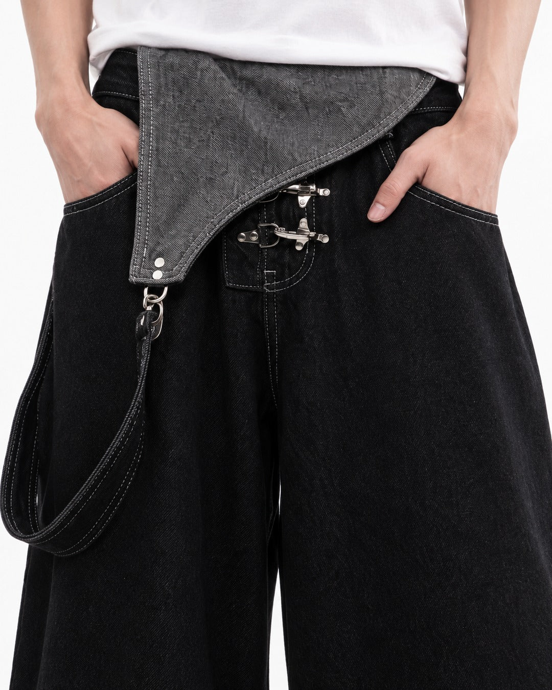 Wide-Leg Cargo Pants