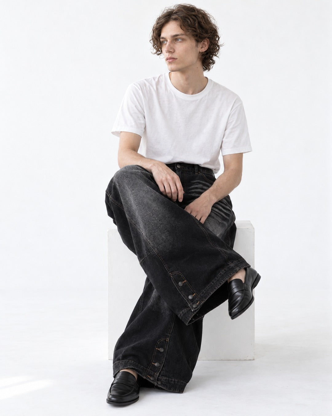 Ribbed-Panel Wide-Leg Jeans