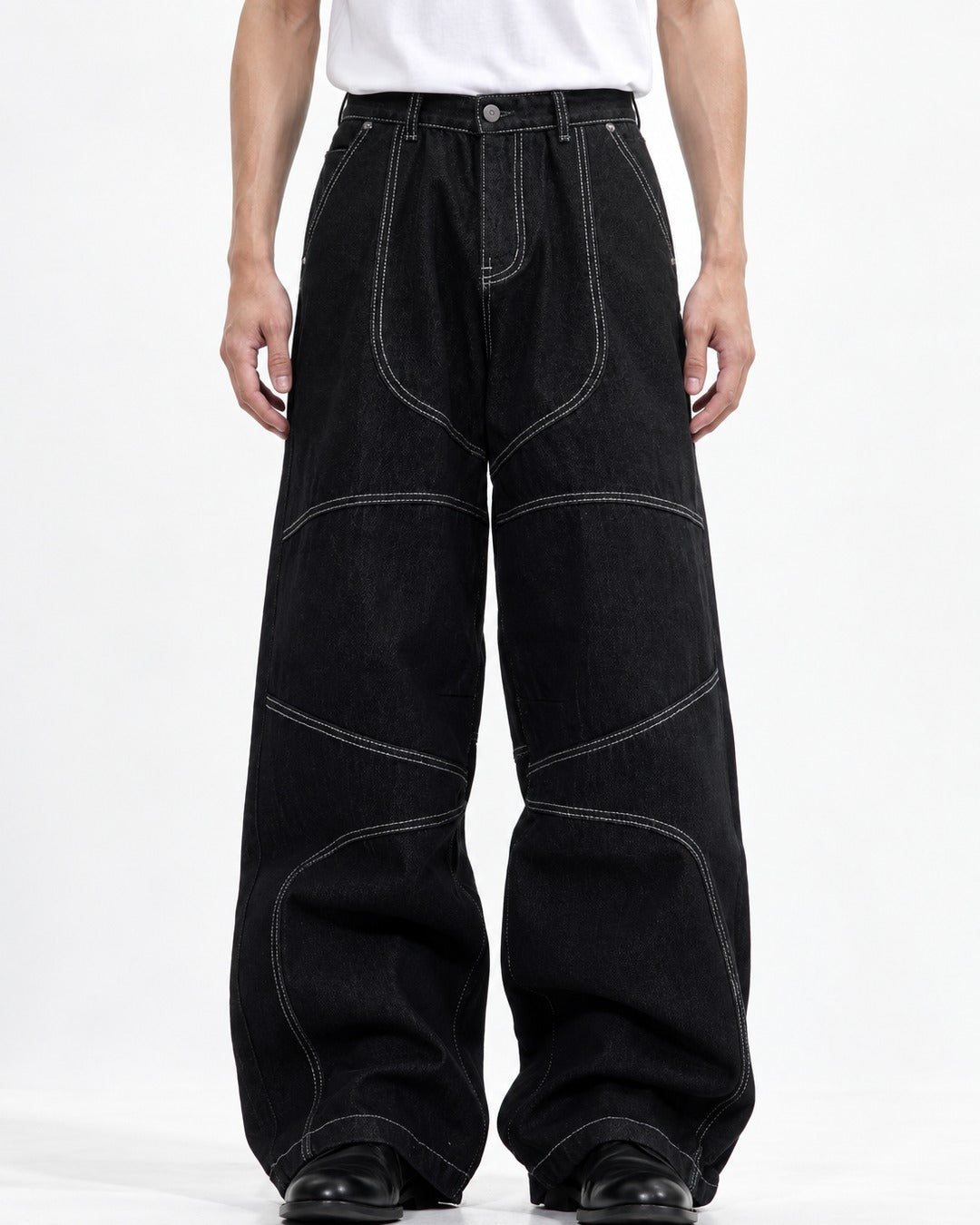 Wide-Leg Jeans with White Contrast Stitching