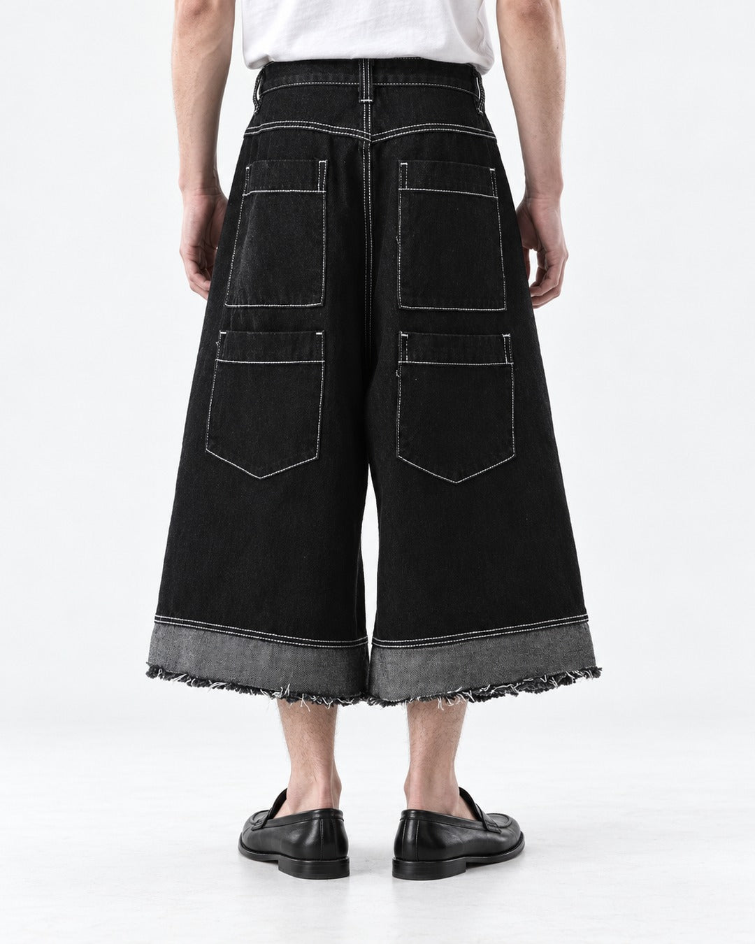Frayed Hem Cropped Wide-Leg Trousers