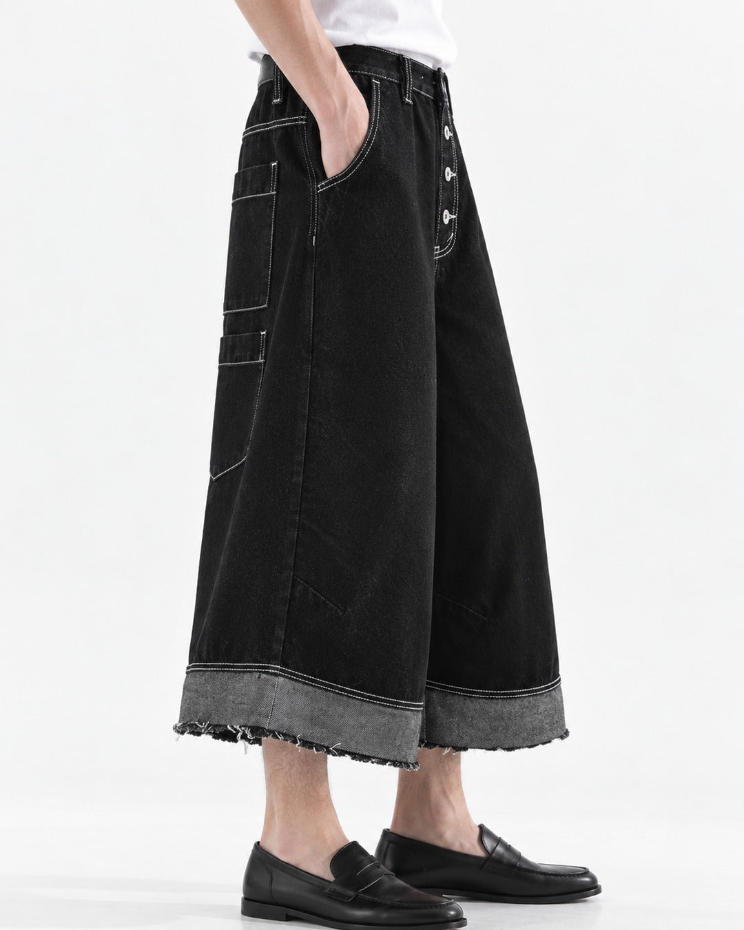 Frayed Hem Cropped Wide-Leg Trousers