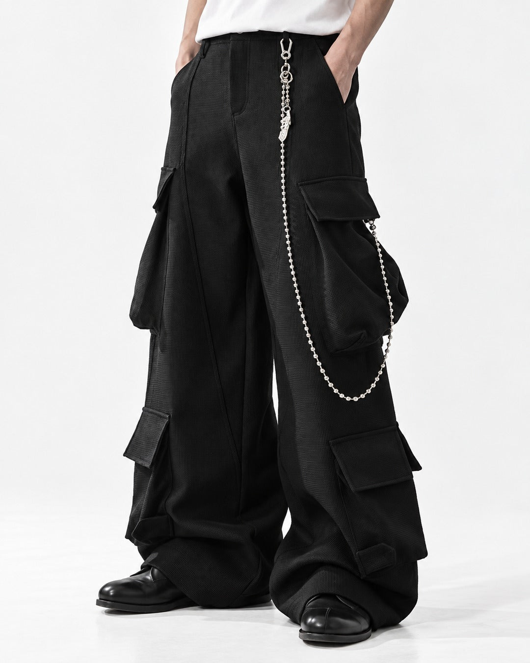 Double Flap-Pocket Wide-Leg Cargo Pants