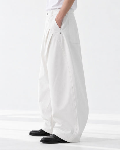 Curved Pleat Balloon Wide-Leg Trousers