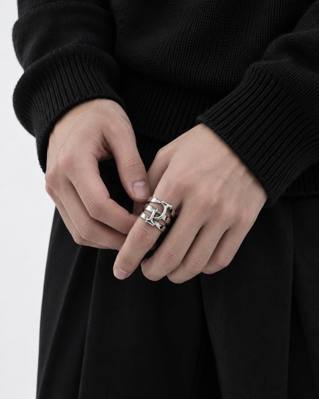 Layered Claw-Prong Ring